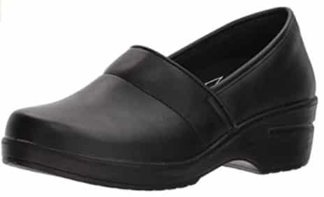 Easy Works - best nurse shoes for flat feet